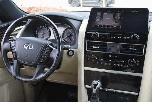 2024 INFINITI QX80 SENSORY AWD