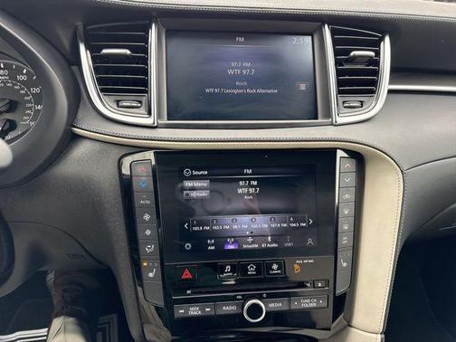 2025 INFINITI QX55 LUXE