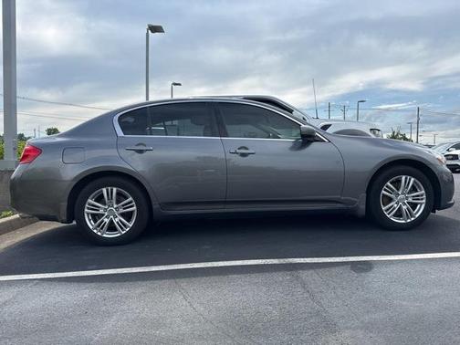 2013 INFINITI G37x Base