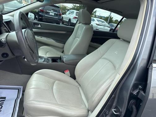2013 INFINITI G37x Base