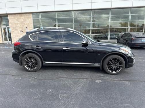 2017 INFINITI QX50 Base