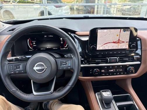 Boulder Gray Pearl 2025 Nissan Pathfinder Platinum 4WD