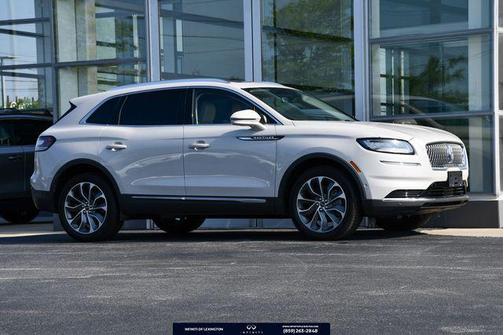 Pearl Metallic 2023 Lincoln Nautilus Reserve