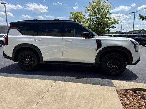 Aspen White/Super Black 2026 Nissan Armada PRO-4X