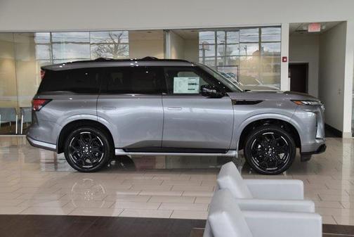 2026 INFINITI QX80 SPORT