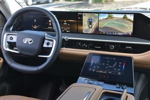 2025 INFINITI QX80 SENSORY AWD