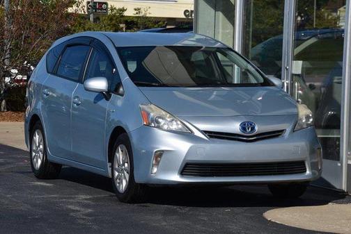 2014 Toyota Prius v Three