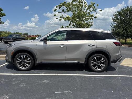 2022 INFINITI QX60 Luxe