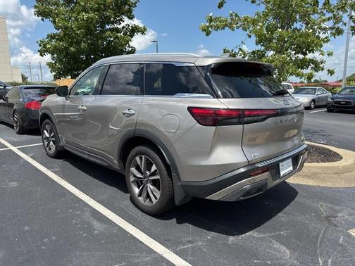 2022 INFINITI QX60 Luxe