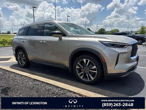 2022 INFINITI QX60 Luxe