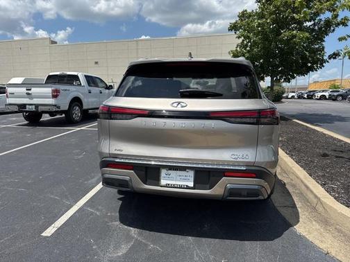 2022 INFINITI QX60 Luxe