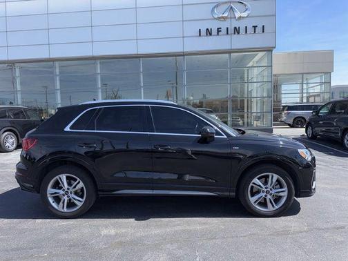 2022 Audi Q3 45 S line Premium Plus