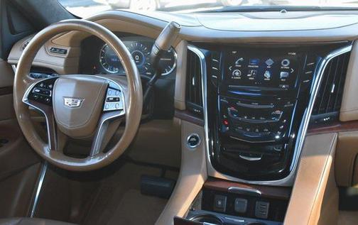 2017 Cadillac Escalade Platinum