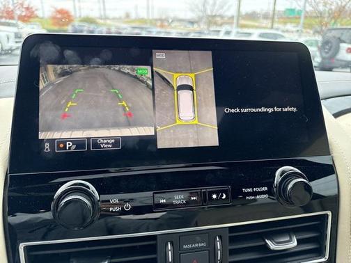 2023 INFINITI QX80 SENSORY AWD