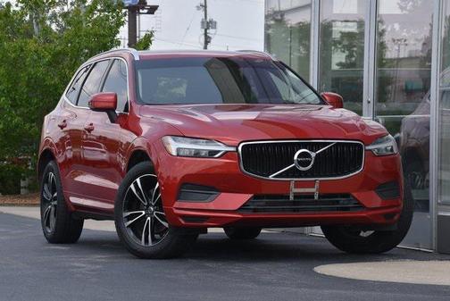 2019 Volvo XC60 T5 Momentum