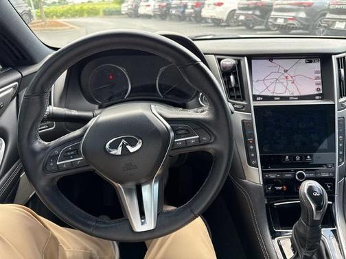 2019 INFINITI Q60 3.0T LUXE