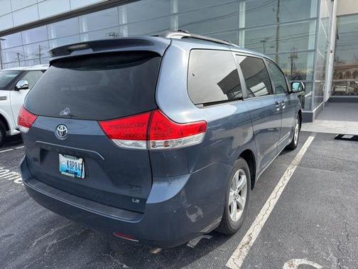 2014 Toyota Sienna LE
