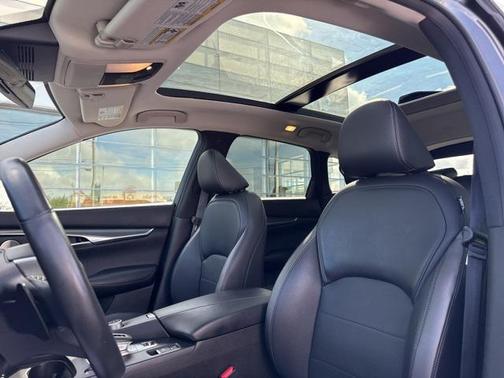 2024 INFINITI QX50 LUXE AWD