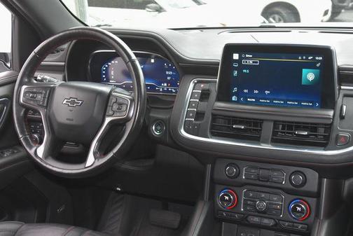 2022 Chevrolet Suburban RST