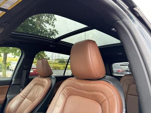 2022 Lincoln Aviator Reserve AWD