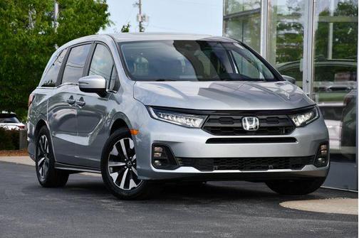 Solar Silver Metallic 2025 Honda Odyssey EX-L