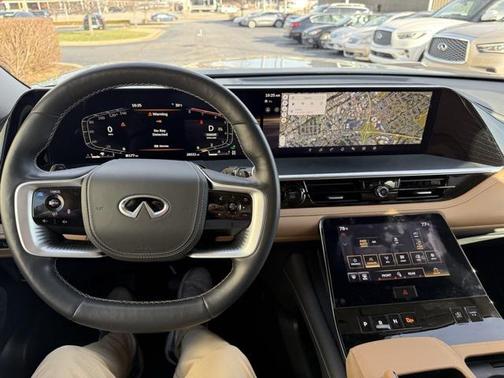 2025 INFINITI QX80 SENSORY AWD