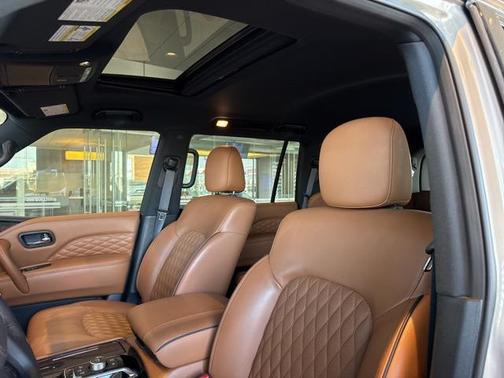 2024 INFINITI QX80 SENSORY AWD