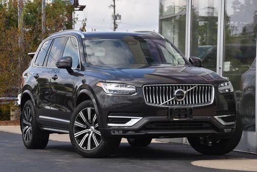 2024 Volvo XC90 B6 Plus Bright Theme 7-Seater