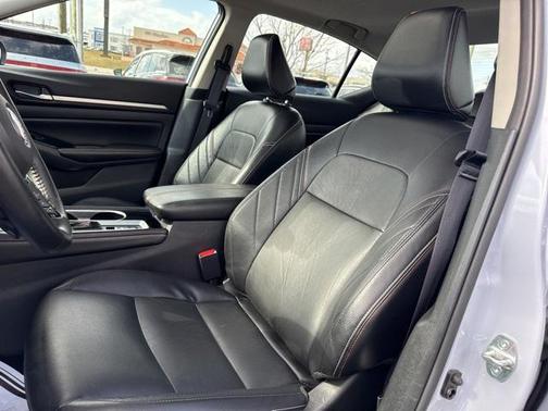 2025 Nissan Altima SR AWD