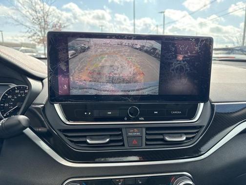 2025 Nissan Altima SR AWD