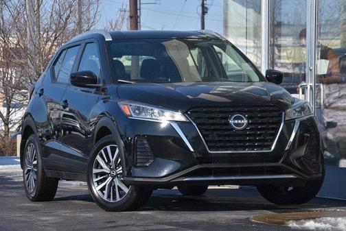 2022 Nissan Kicks SV