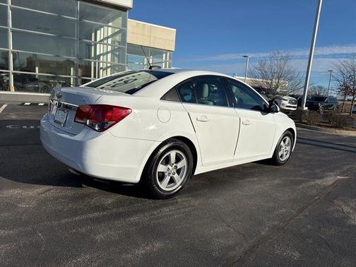 2015 Chevrolet Cruze 1LT
