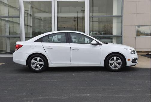 2015 Chevrolet Cruze 1LT