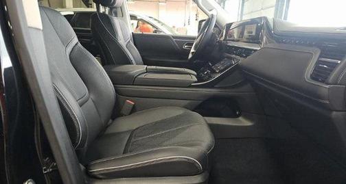 2025 INFINITI QX80 SENSORY AWD