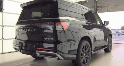 2025 INFINITI QX80 SENSORY AWD