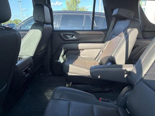 2022 Chevrolet Tahoe 4WD High Country