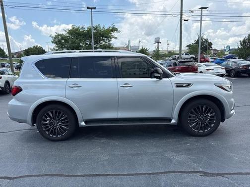 2022 INFINITI QX80 PREMIUM SELECT AWD
