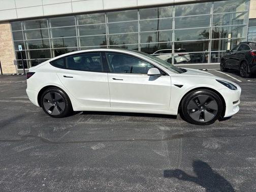 Pearl White Multi-Coat 2021 Tesla Model 3 Long Range