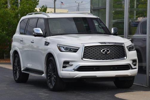 2024 INFINITI QX80 SENSORY AWD