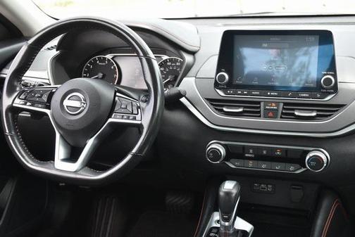 2023 Nissan Altima SR FWD