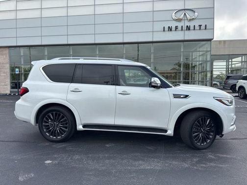 Moonstone White 2024 INFINITI QX80 SENSORY AWD