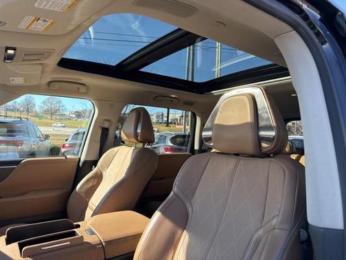 2025 INFINITI QX80 SENSORY AWD