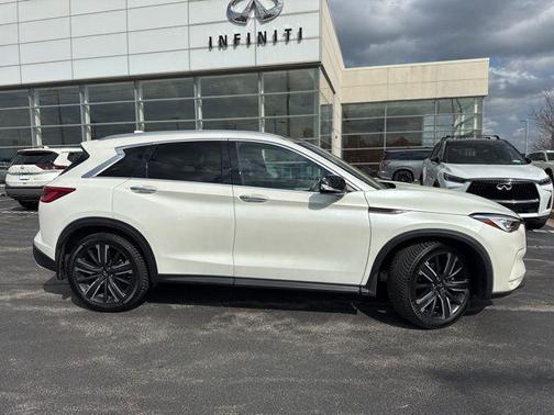 2021 INFINITI QX50 LUXE AWD