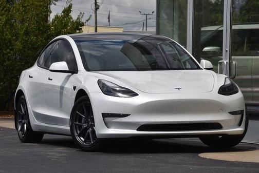 2022 Tesla Model 3 Long Range