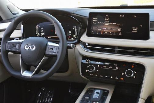 2025 INFINITI QX60 Luxe
