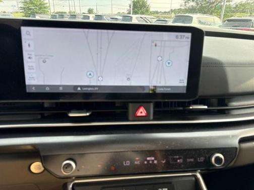 Flare Red 2025 Kia Carnival LXS