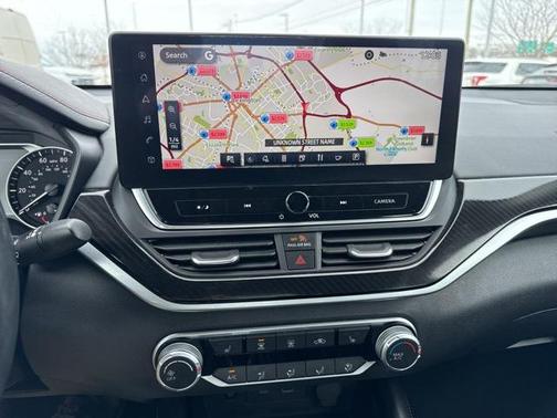 2023 Nissan Altima SR Intelligent AWD