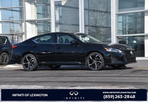 2023 Nissan Altima SR Intelligent AWD