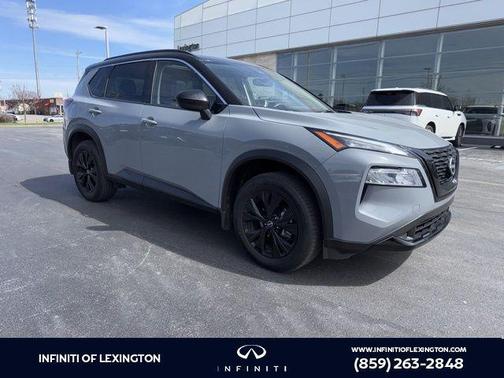Boulder Gray Pearl/Super Black 2023 Nissan Rogue SV