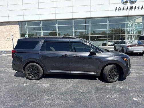 Panthera Metal 2025 Kia Carnival Hybrid SX Prestige